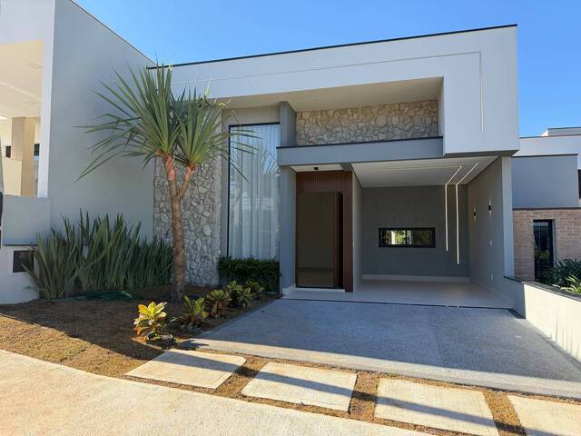 #25 - Casa para Venda em Indaiatuba - SP